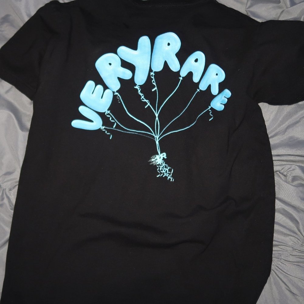 VR Brand Graphic Tee